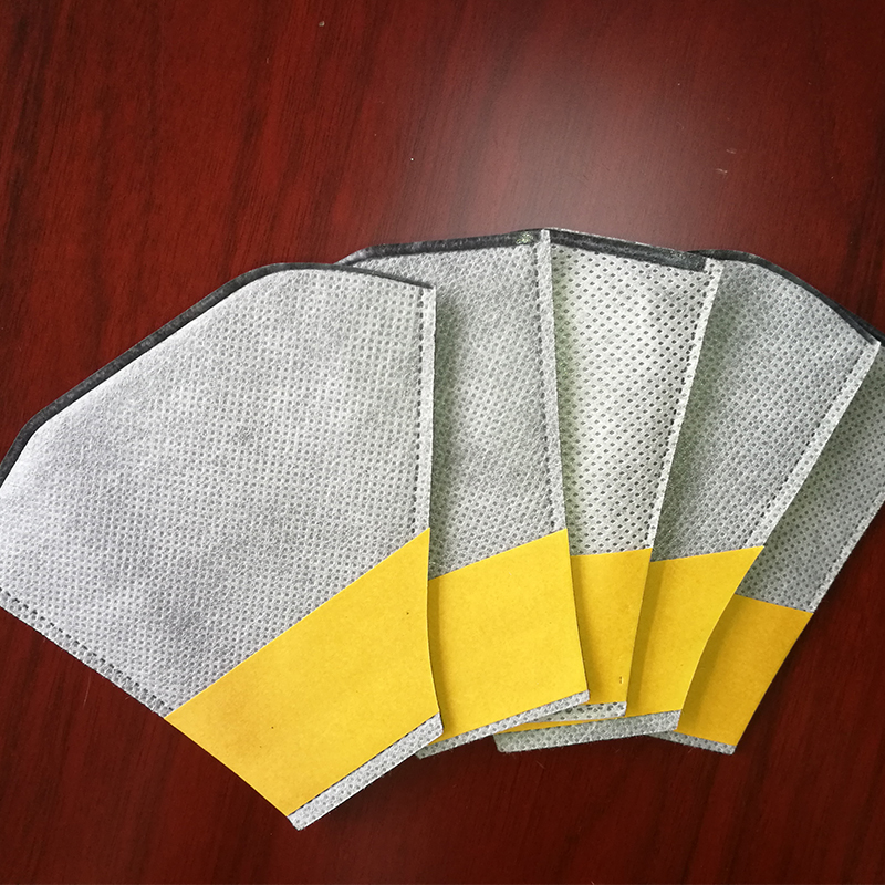 折疊口罩內(nèi)置濾片機(jī) HD-0520 折疊口罩內(nèi)置濾片機(jī) HD-0520