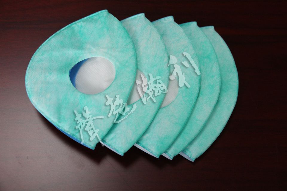 全自動蝶形支架口罩機HD-0524 全自動蝶形支架口罩機HD-0524