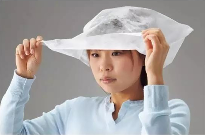 全自動(dòng)無紡布熱壓頭套機(jī)HD-1520 全自動(dòng)無紡布熱壓頭套機(jī)HD-1520