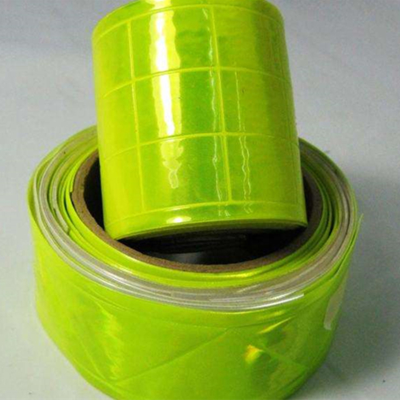 高速晶格片壓紋分條機 HD-1005 高速晶格片壓紋分條機 HD-1005