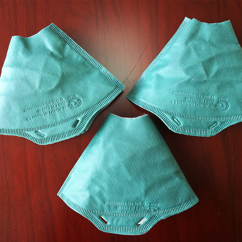 全自動豬嘴型口罩機HD-0506 全自動豬嘴型口罩機HD-0506