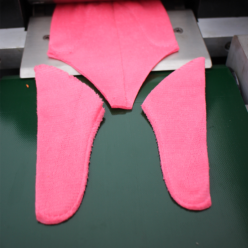 絨布拇指套成型機 HD-0618 絨布拇指套成型機 HD-0618