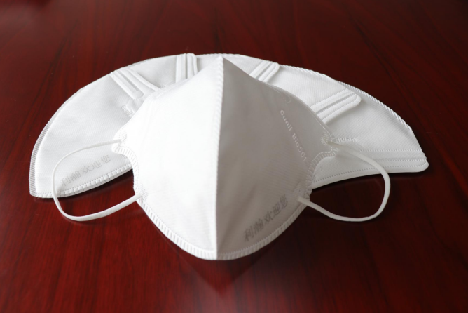 高速KN95折疊口罩機HD-11502 高速KN95折疊口罩機HD-11502