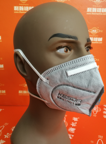 高速KN95頭戴式定位折疊口罩機HD-11505 高速KN95頭戴式定位折疊口罩機HD-11505