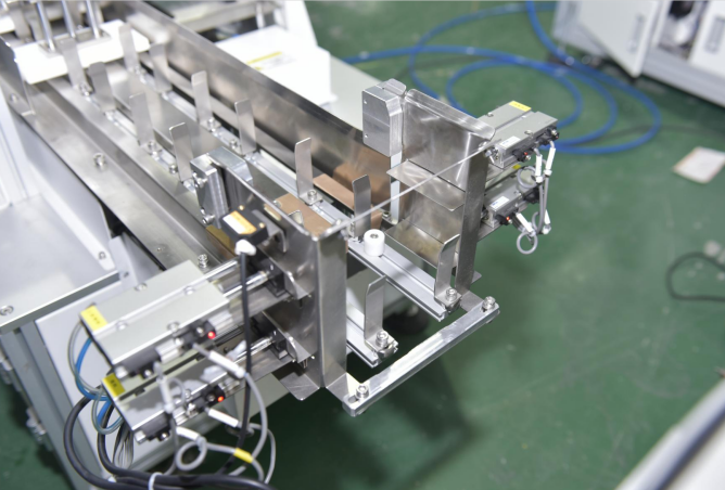 平面口罩裝袋機HD-115301 平面口罩裝袋機HD-115301