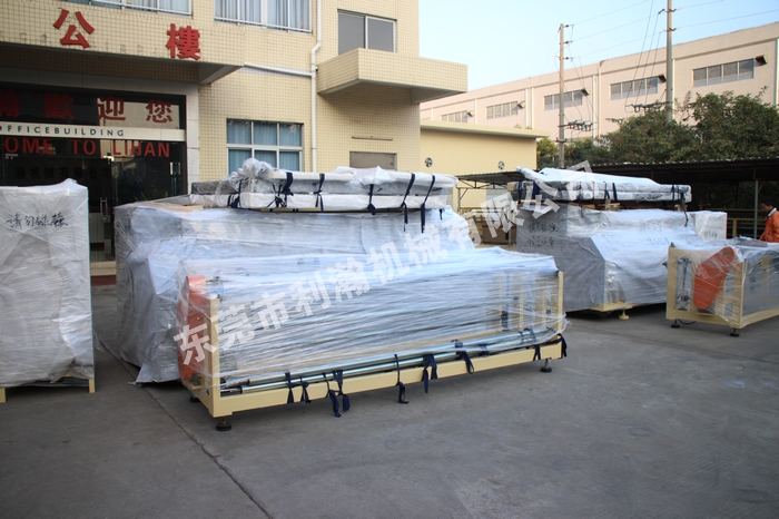 <a href='http://www.www.symn.com.cn/xingyezixun/698.html' target='1' style='font-size:14px; font-weight:bold; color:#ff0000;'>超聲波<a href='http://www.www.symn.com.cn/xingyezixun/748.html' target='1' style='font-size:14px; font-weight:bold; color:#ff0000;'>裥棉機</a></a>